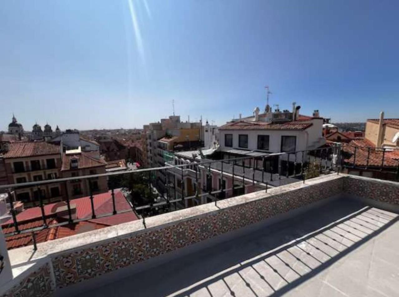 Apartamentos El Tiempo Madrid Exteriör bild