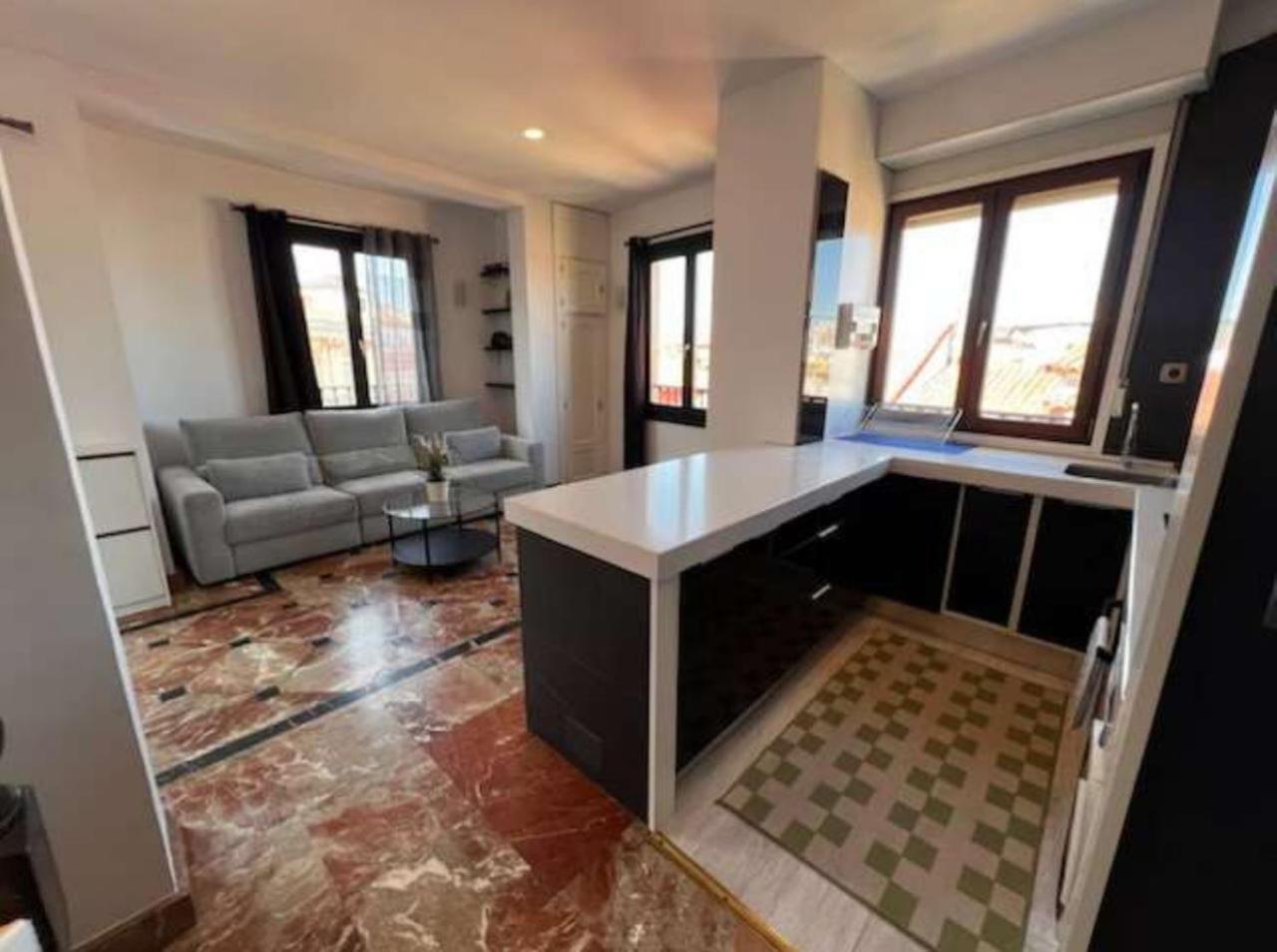 Apartamentos El Tiempo Madrid Exteriör bild