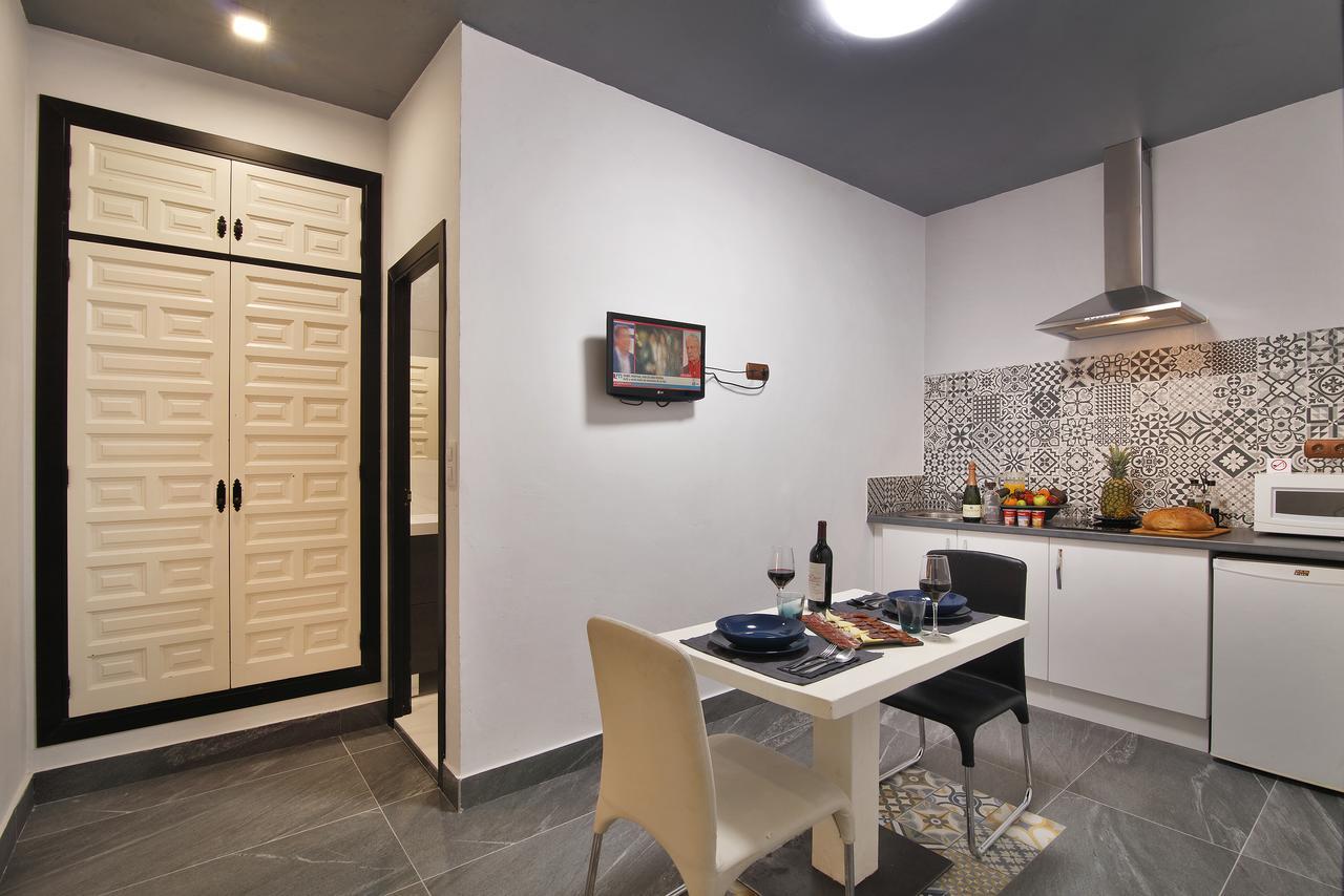 Apartamentos El Tiempo Madrid Exteriör bild